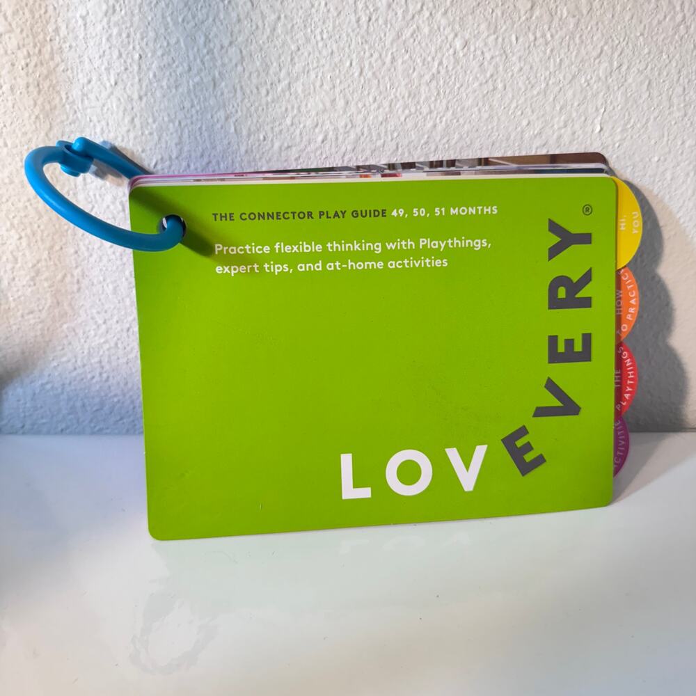 Lovevery‎ The Connector Play Guide Montessori Activity Book 49-51 Months